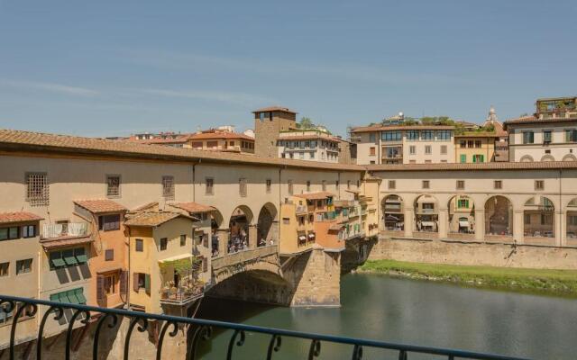 Ponte Vecchio Balcony