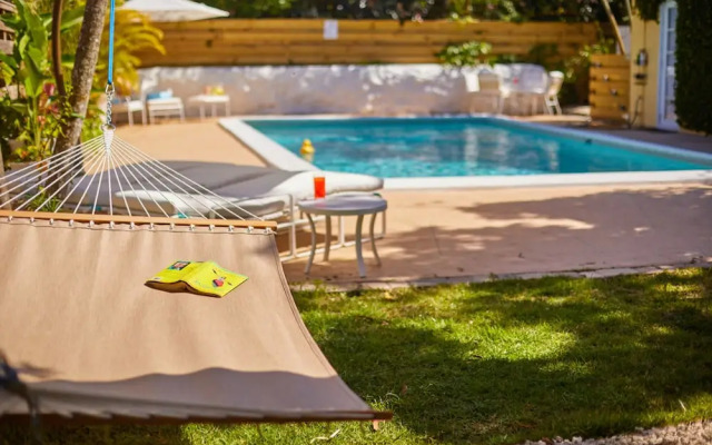 Miami Pool Oasis in El Portal