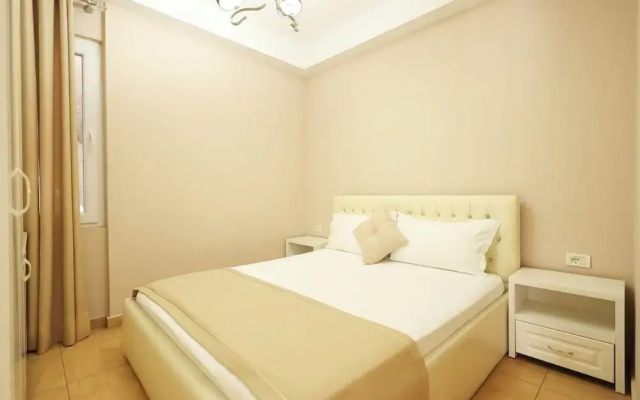 Apartments Flower Residence