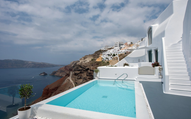 La Perla Villas - Adults Only