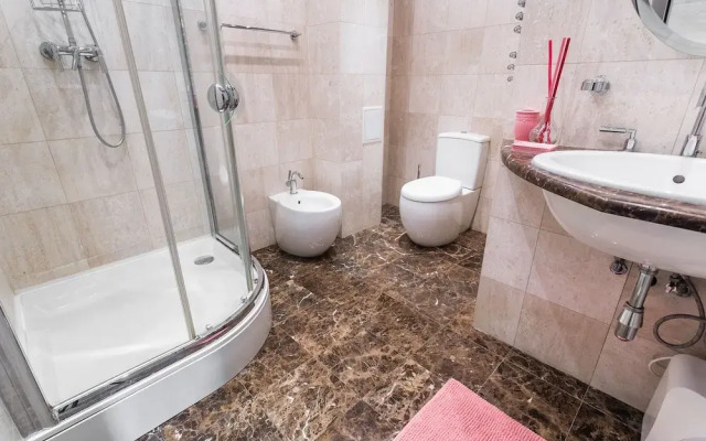 Апартаменты на Кутузовском пр-те, 26