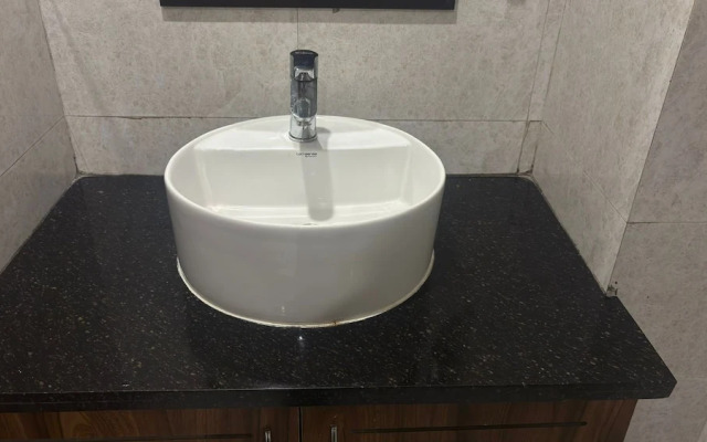 Hotel MJ Ghai Residency