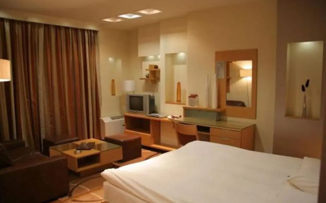 Hotel Elena
