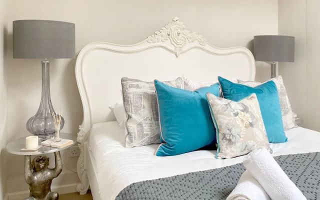 Price & Weeks - Heart of Bath