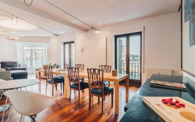 Alderdi Eder by People Rentals