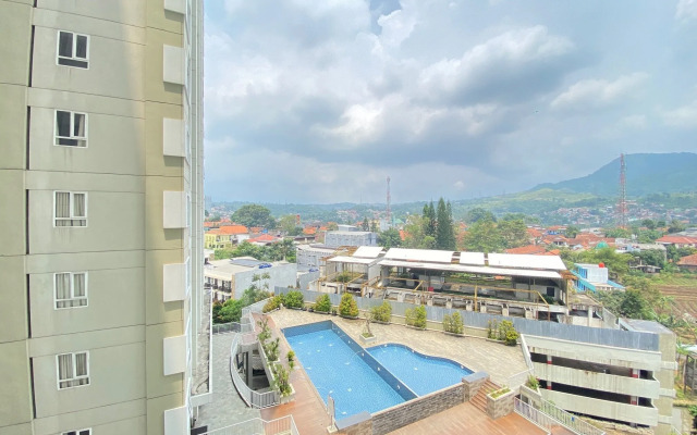 Private And Spacious Studio Room At Skyland City Jatinangor