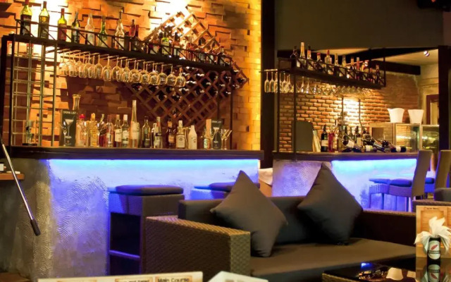 Tawana Bangkok Hotel