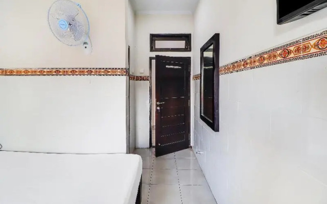 OYO 91567 Hotel Adi Guna