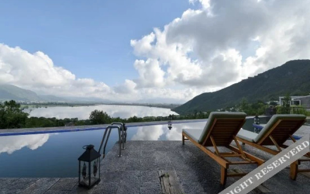 Bihai Shanju Hotel (Yulong Pusujia)