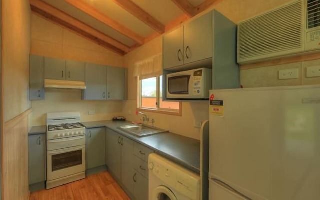 Sandy Hollow Tourist Park