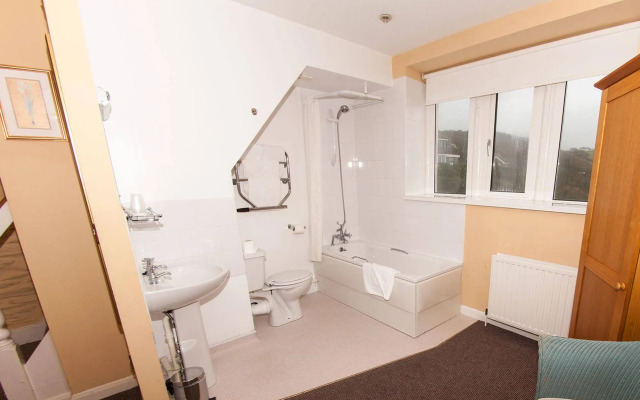Whitsand Bay Hotel