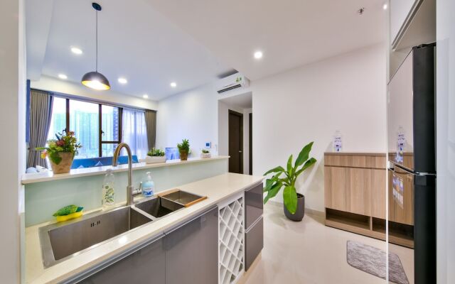 New Tresor River and City View Apartment