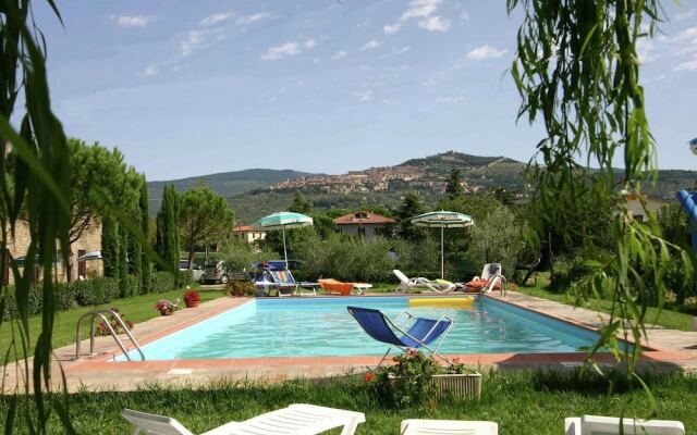 Farmhouse With Swimming Pool in Cortona