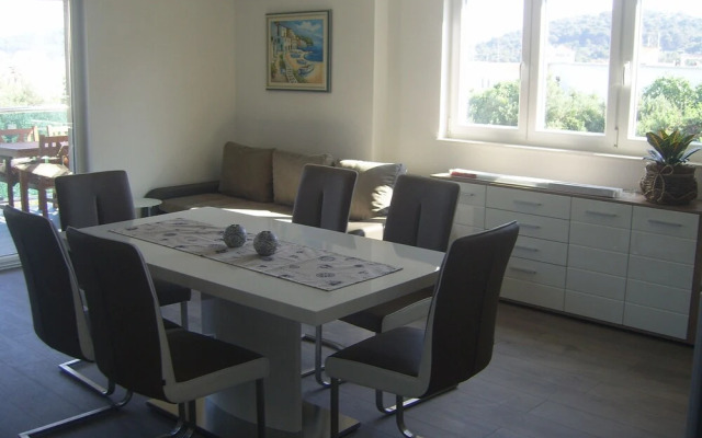 Apartments Villa Erik