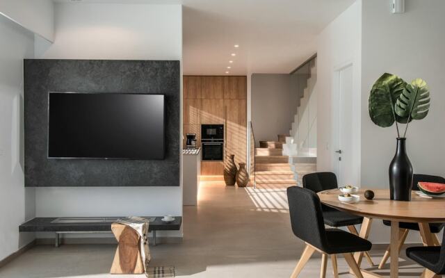 Made By The Sea Villas 17 Bdrm