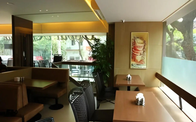 Hotel Sai Inn