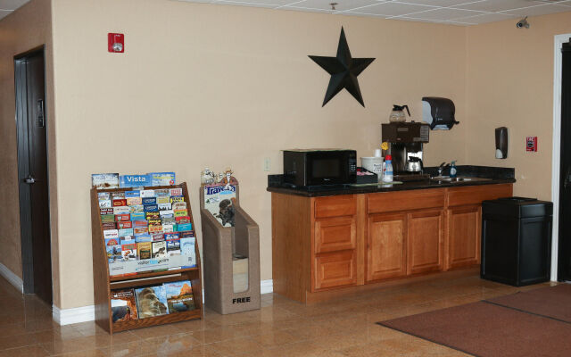 Travelodge by Wyndham Gillette