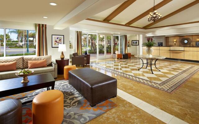 Anaheim Portofino Inn and Suites
