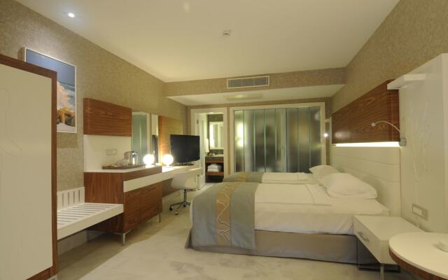 Gold Island Selected Hotel