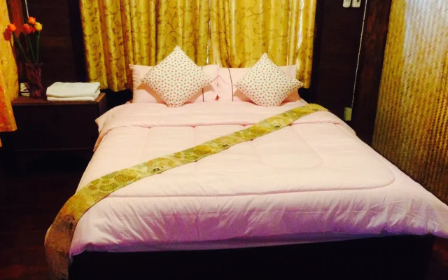 Thanyarat Resort and Organic Farm