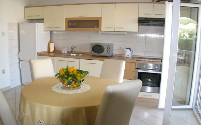 Apartments Bareta