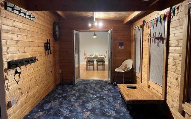 Block 2 Flat 16 Westfield Court