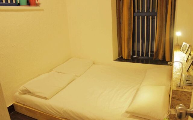 Horn Ok Please Hostel