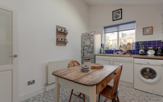 Beautiful 1 Bedroom Flat in Stoke Newington