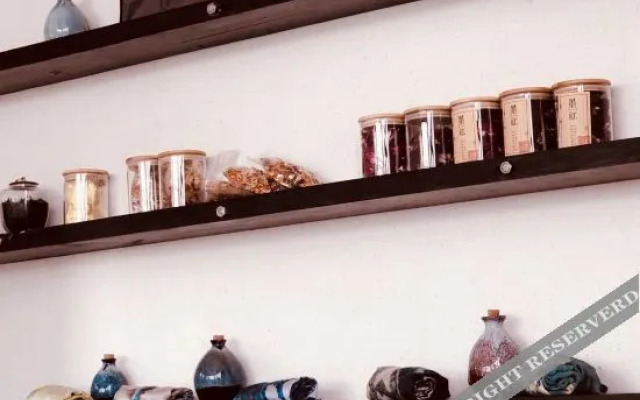 Tengchong Xitang Rehai Sulfur Hot Spring Boutique Lodge