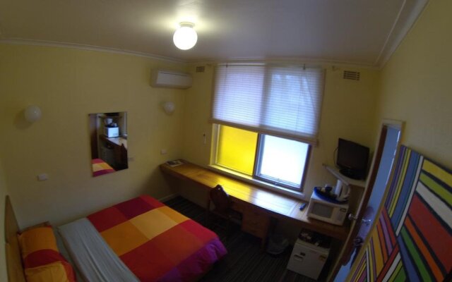 Bunkhouse Motel
