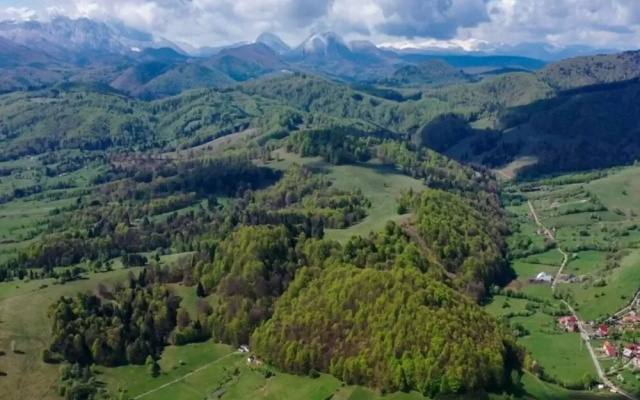 The Valley Resort