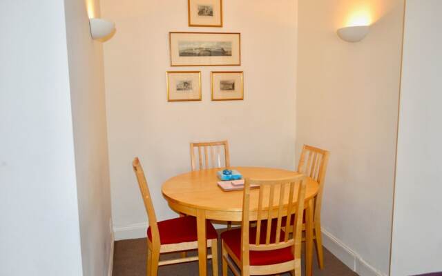Cosy 1 Bedroom In Central Location