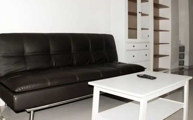 Nice And Spacious 3Br At Meikarta Apartment