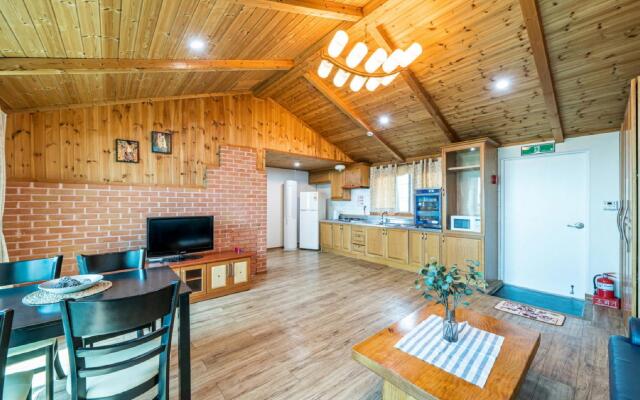 Ganghwa Nakjo tema spa Pension