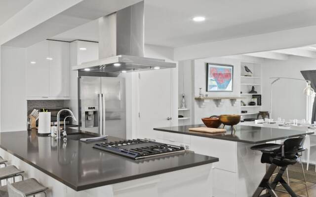 Bichitos Playground Heated with pool