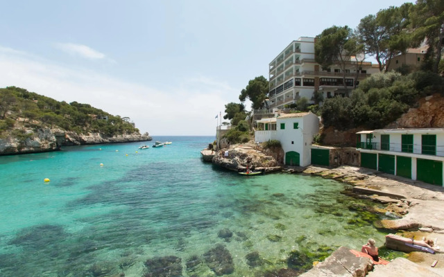 Hotel Pinos Playa