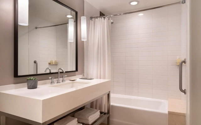 JW Marriott Los Angeles L.A. LIVE