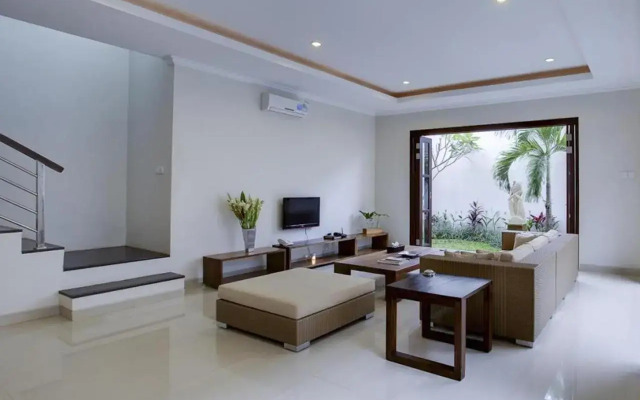 White Lotus Villas