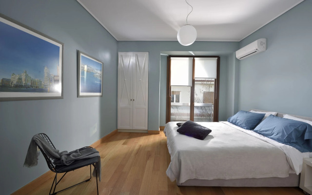 KARYATIS LUXURY MAISONETTE by K&K