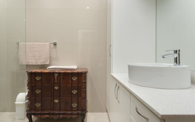 Chesterfield House 7