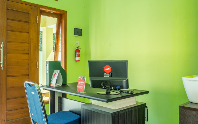 OYO 1399 Cemara Residence Syariah