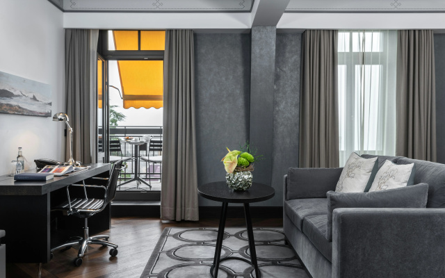 Royal Savoy Hotel & Spa