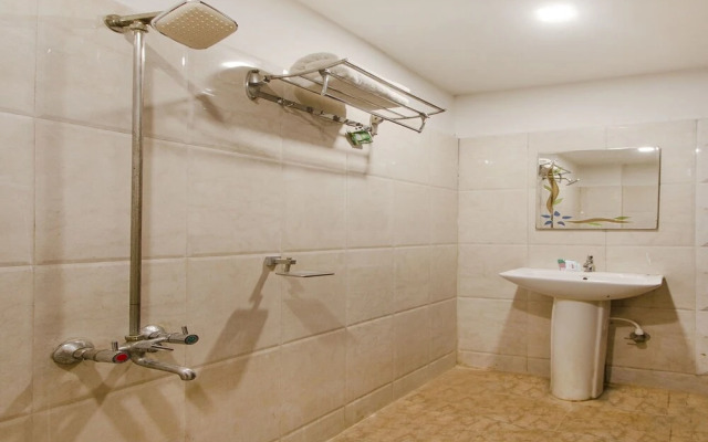 OYO 10168 Hotel AVS Sweet Magic