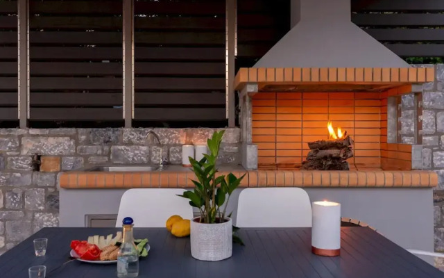 Leon Luxury Home in Rethymno