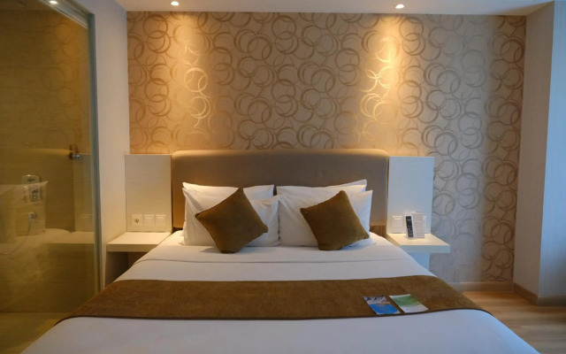 Platinum Adisucipto Hotel & Conference