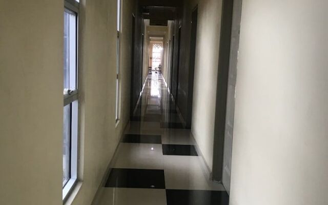 OYO 897799 Jembal Dynasty Inn