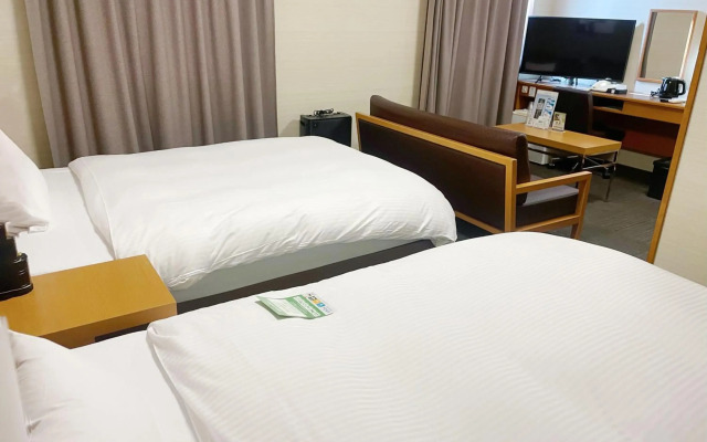 Hotel Route-Inn Nagaizumi Numazu Inter 2