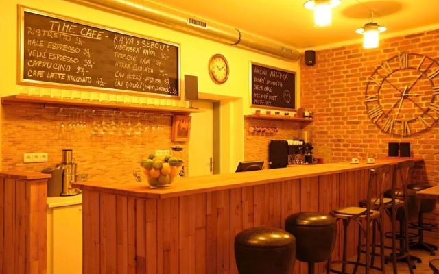 Time Cafe & Penzion
