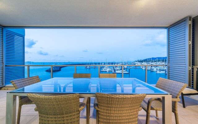 Peninsula 3 Bedroom Apartment