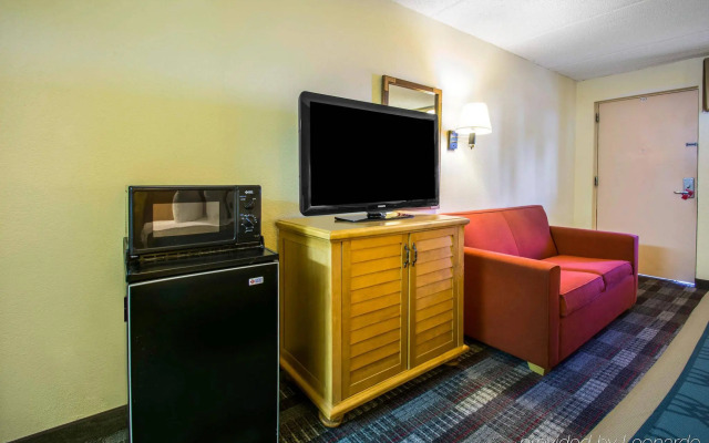 SureStay by Best Western Jacksonville Airport